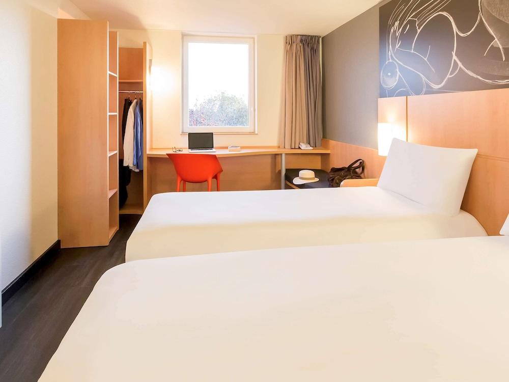 B&B Hotel Orly Rungis Aeroport 3 Etoiles Esterno foto